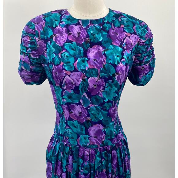 Vintage 80s Maggy London Silk Dress Ruched Sleeves Floral Printed Blue Womens 6 - Picture 2 of 10